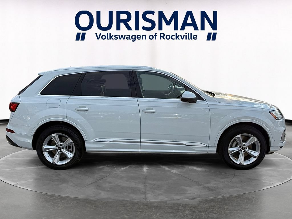 Used 2023 Audi Q7 2.0T Premium Plus w/ Premium Plus Package AWD/4WD image 7