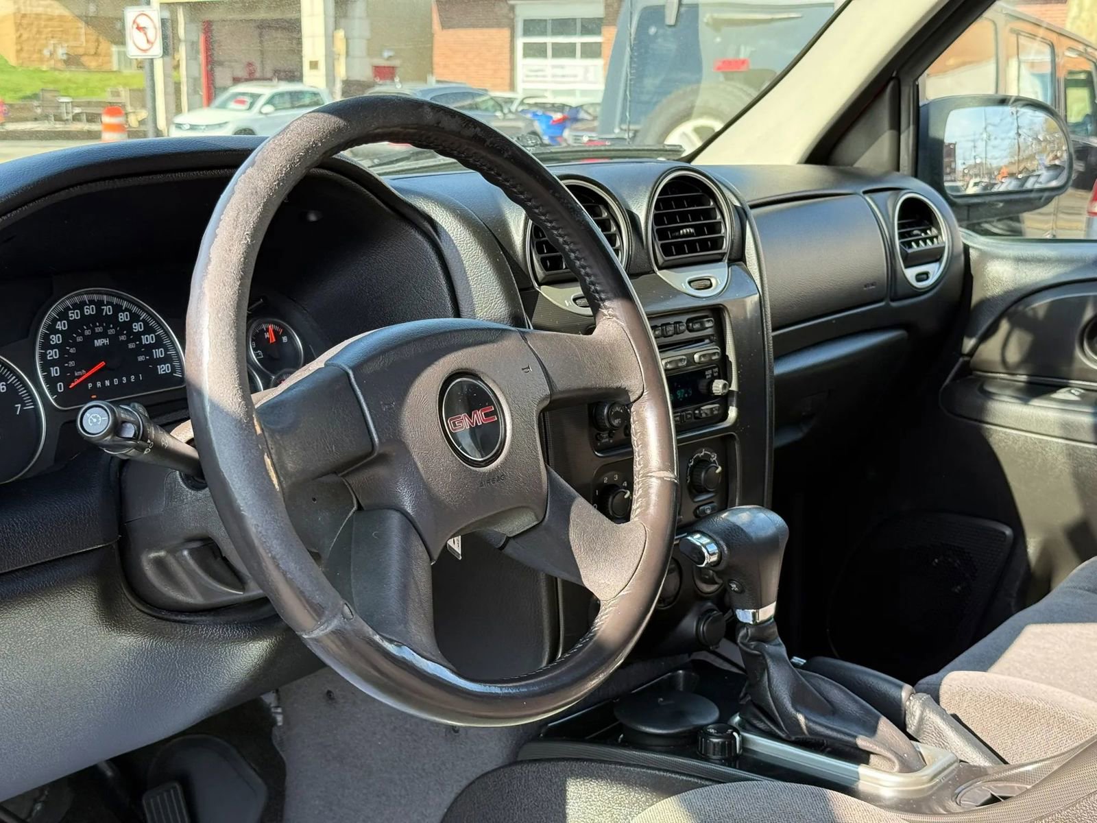 Used 2006 GMC Envoy XL SLE image 18