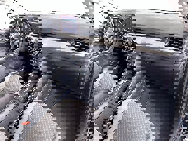 Used 2022 Ford Escape SE w/ SE Sport Appearance Package image 30