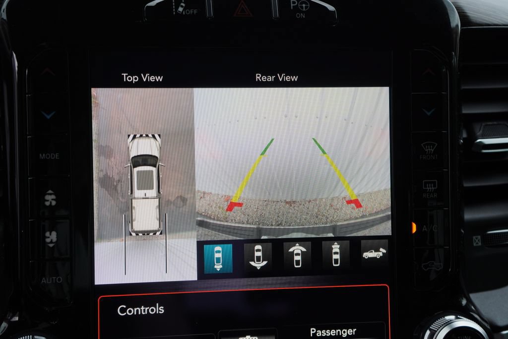 Used 2019 RAM 1500 Laramie AWD/4WD image 31