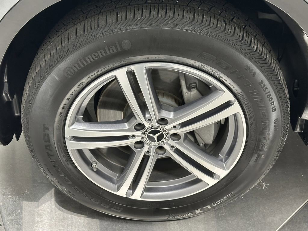 Certified 2022 Mercedes-Benz GLC 300 image 12