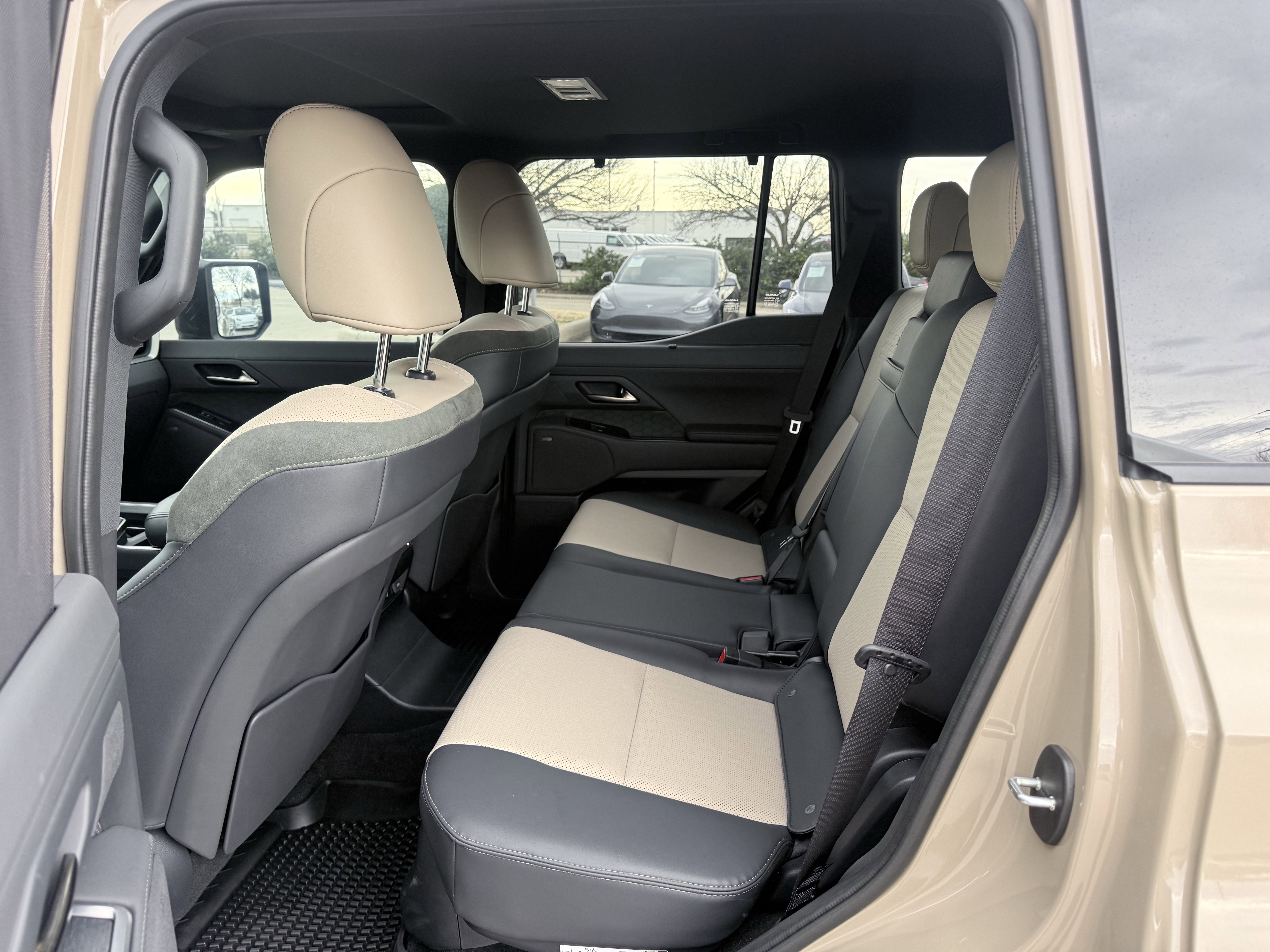 Used 2025 Lexus GX 550 image 41