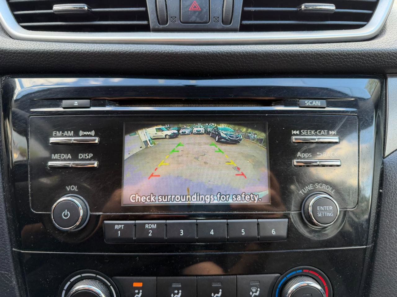 Used 2016 Nissan Rogue S AWD/4WD image 44