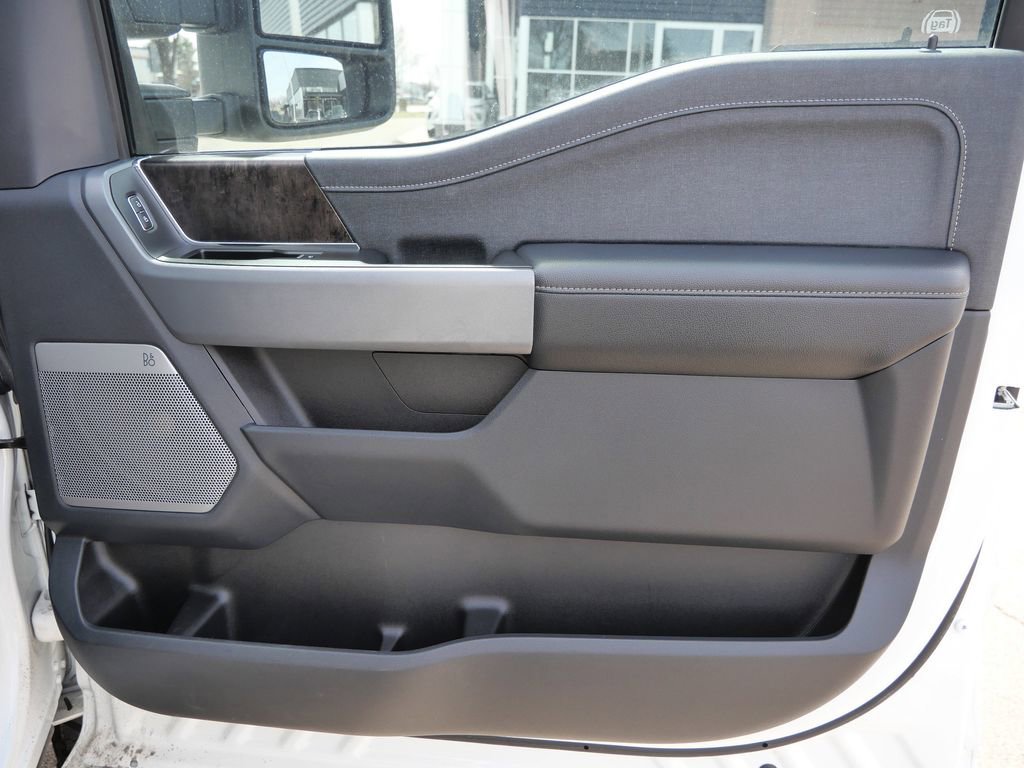 Used 2023 Ford F250 Lariat w/ Lariat Ultimate Package image 16