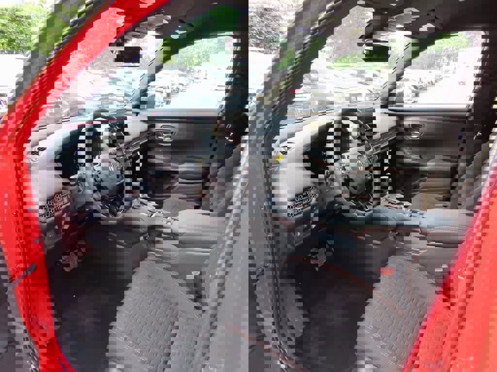 New 2026 Honda HR-V Sport image 2