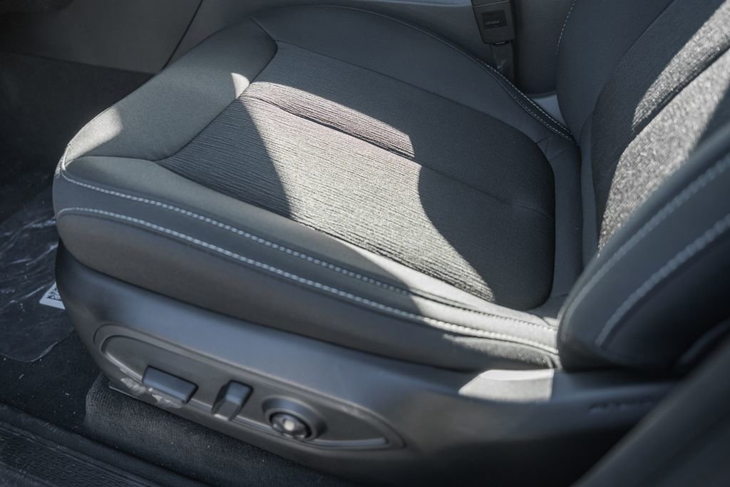 New 2025 Jeep Grand Cherokee Laredo X w/ Luxury Tech Group I image 33