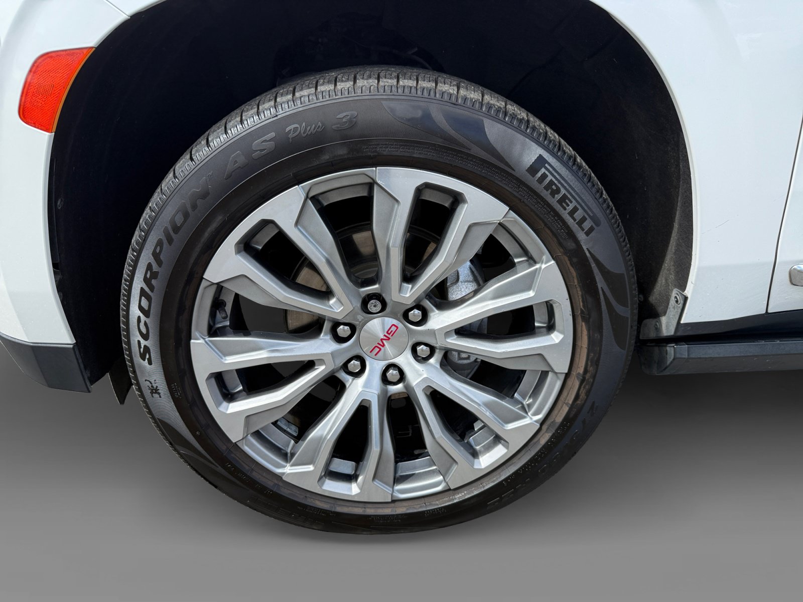 Used 2022 GMC Yukon Denali AWD/4WD image 9