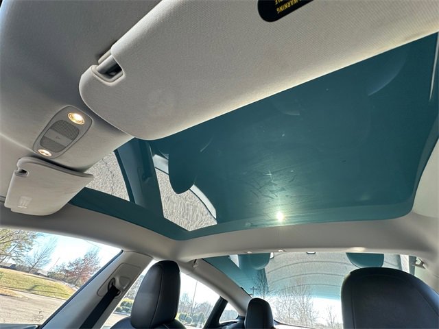 Used 2022 Tesla Model 3 Long Range image 25