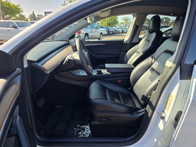 Used 2022 Tesla Model Y Long Range AWD/4WD image 17