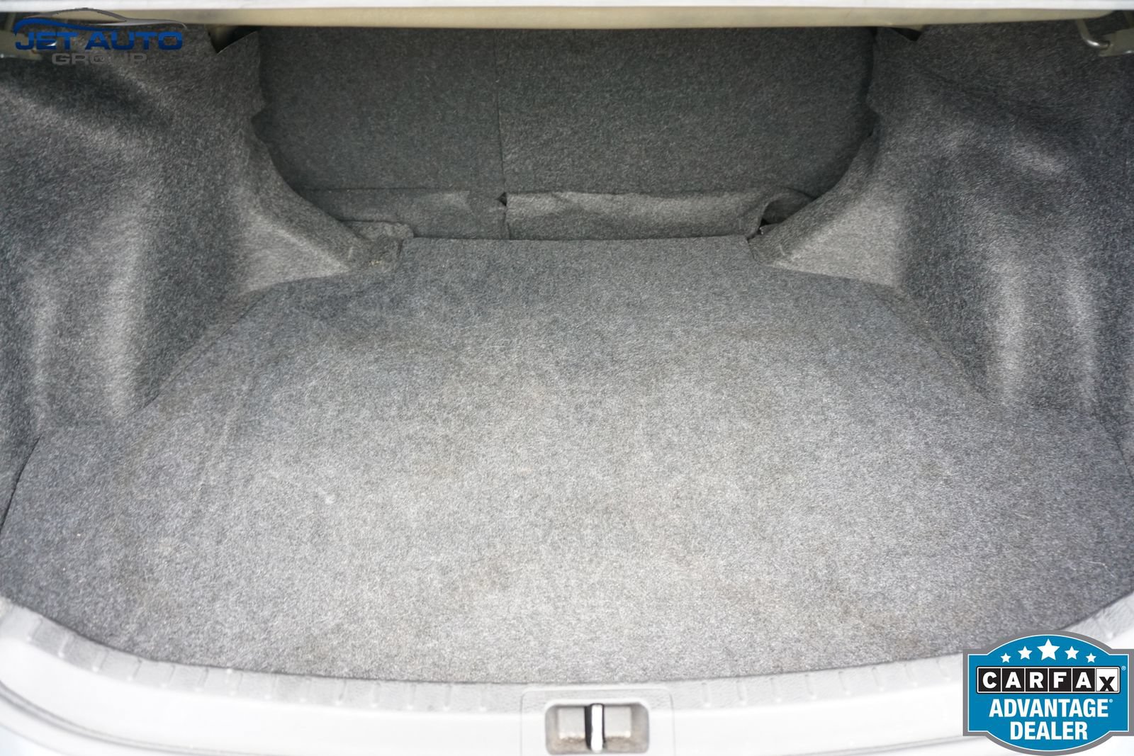 Used 2017 Toyota Corolla SE FWD image 17