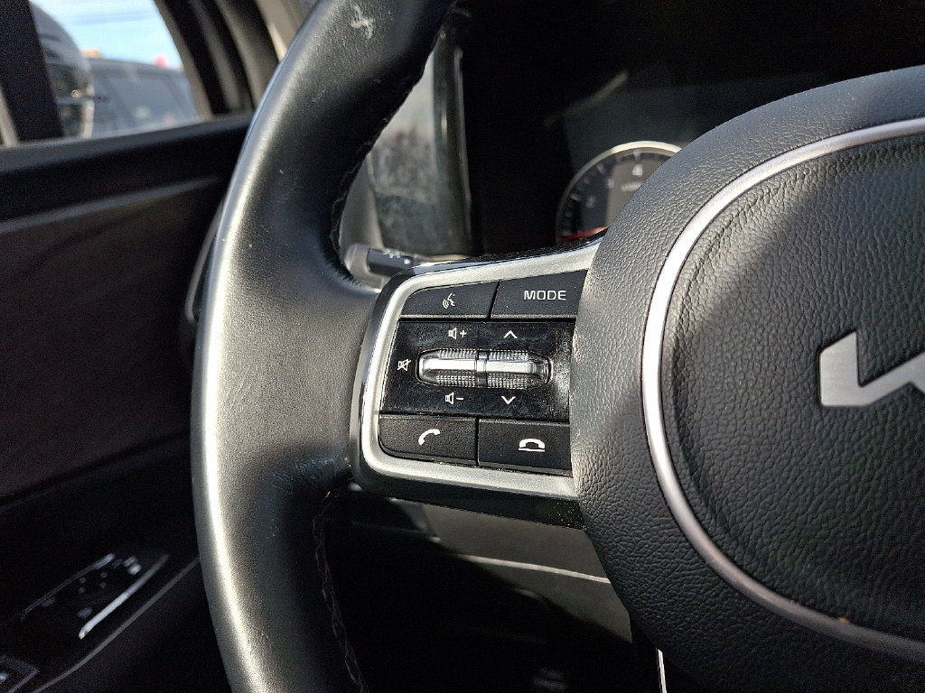 Used 2022 Kia Sorento S AWD/4WD image 22
