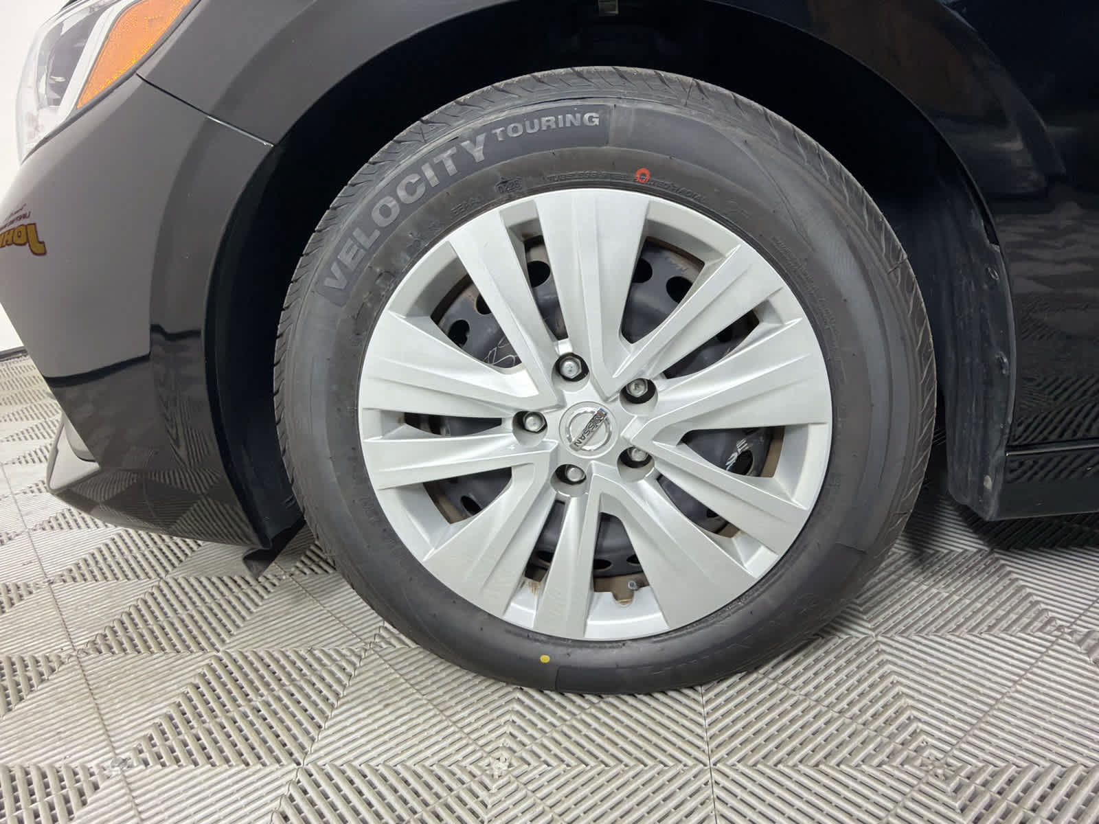 Certified 2023 Nissan Sentra S FWD image 10