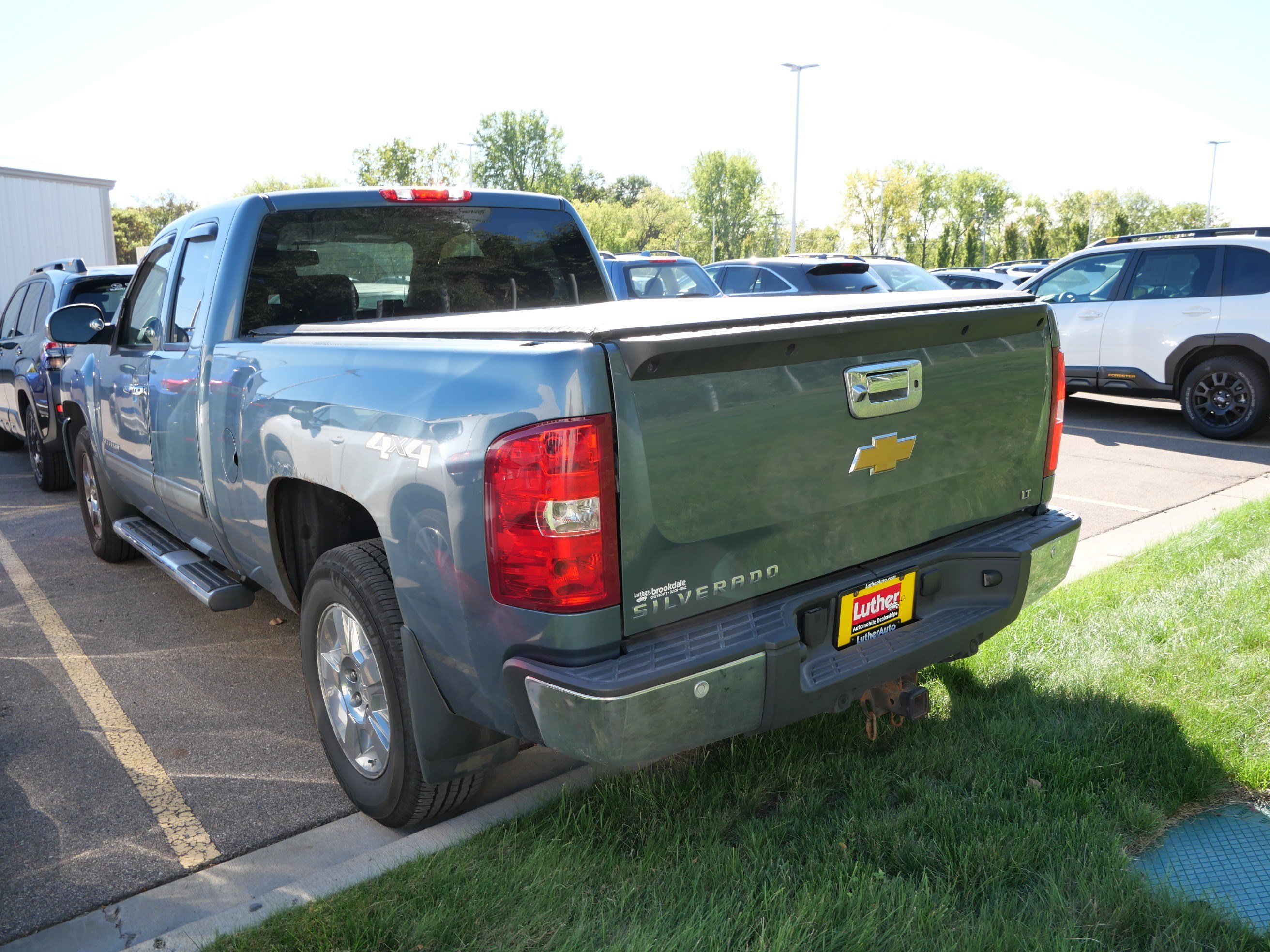 Used 2011 Chevrolet Silverado 1500 LT w/ All-Star Edition AWD/4WD image 7