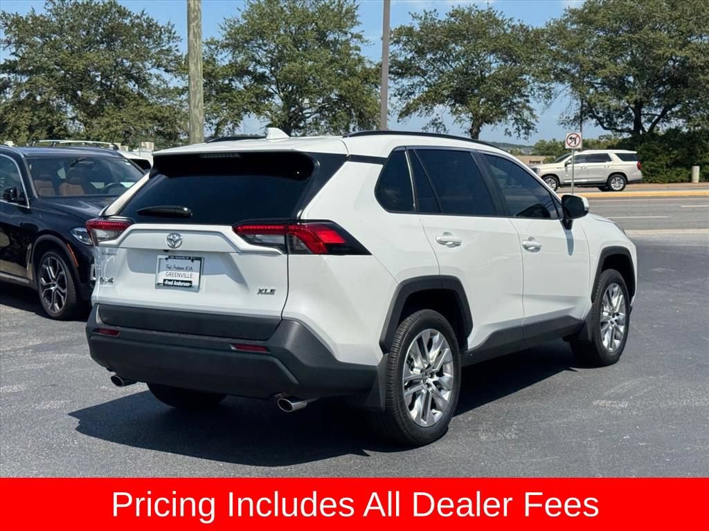 Used 2025 Toyota RAV4 XLE Premium FWD image 3
