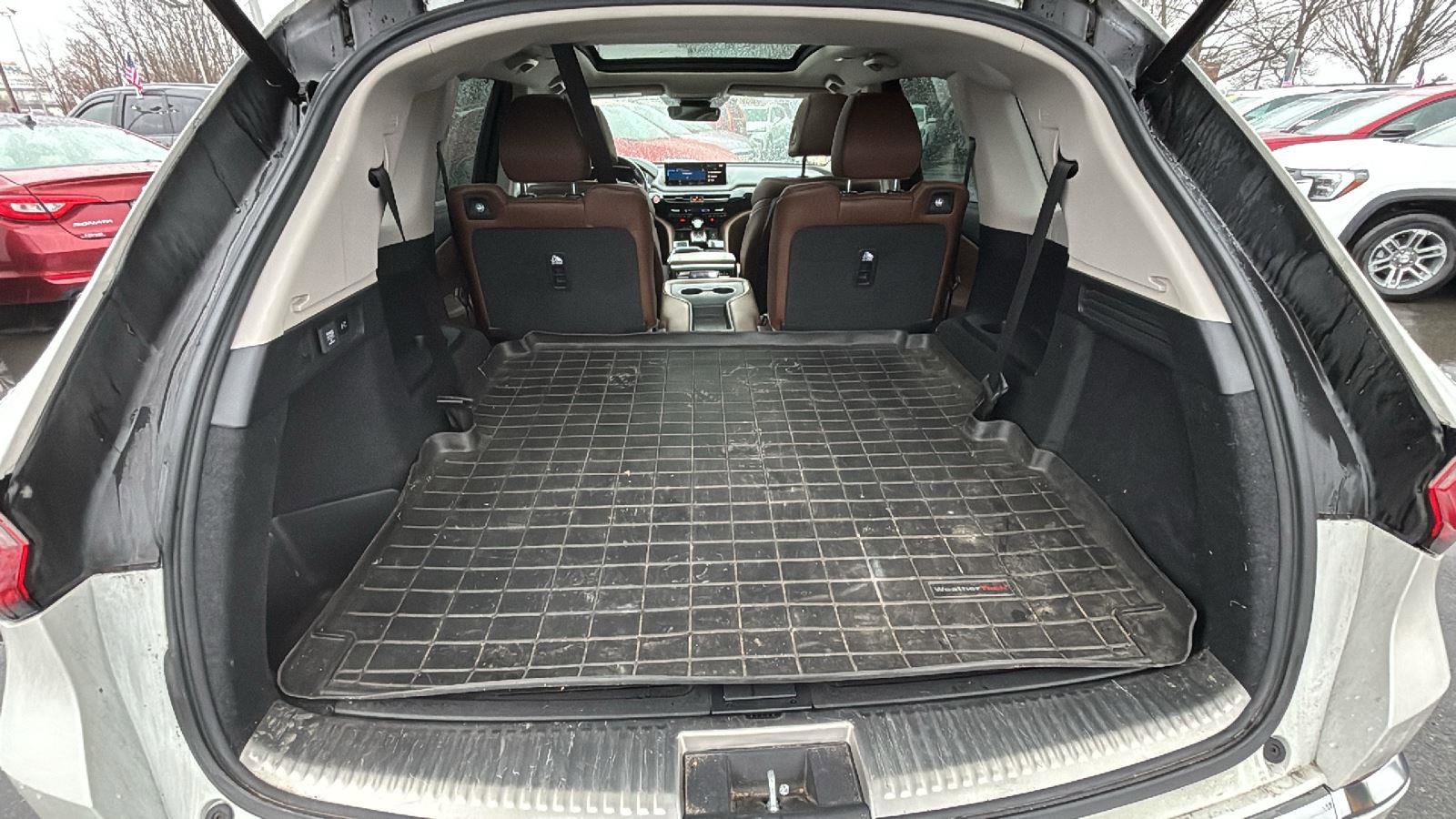 Used 2023 Acura MDX SH-AWD w/ Advance Package image 32