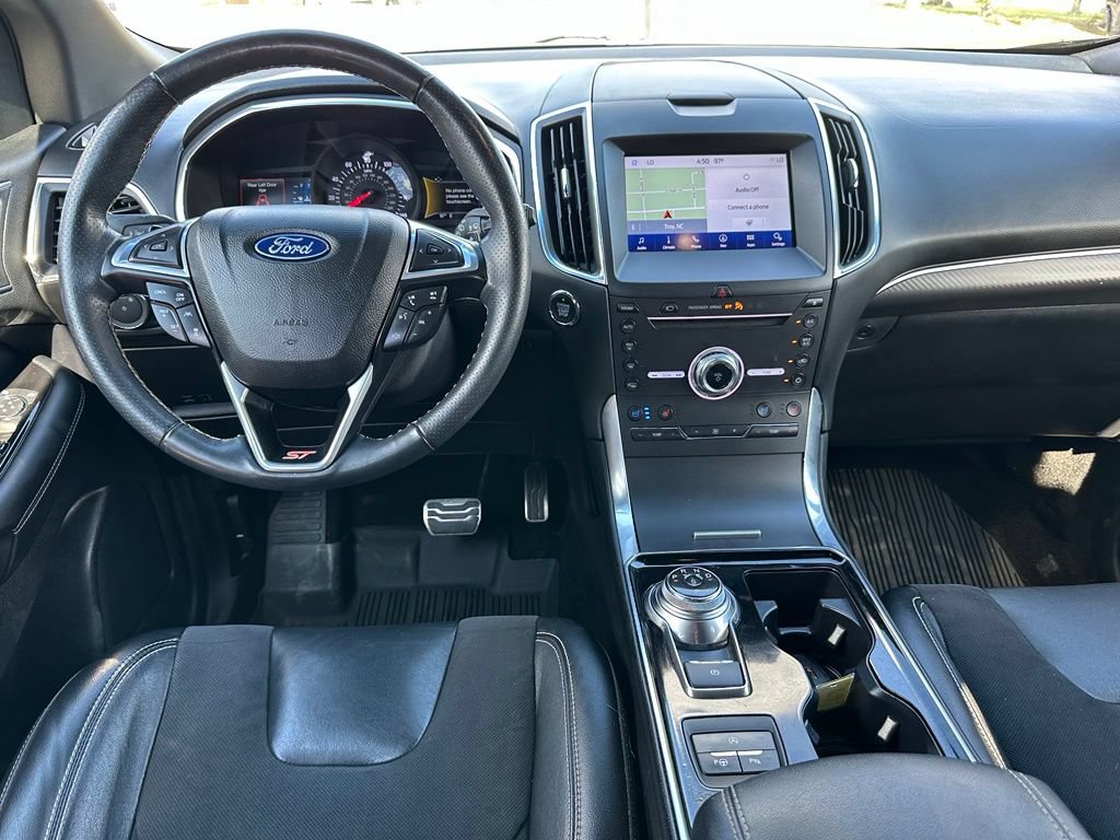 Used 2019 Ford Edge ST w/ Equipment Group 401A AWD/4WD image 4