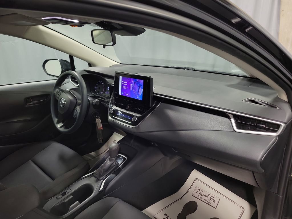 Used 2023 Toyota Corolla LE image 26