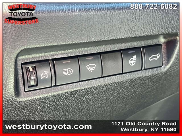 Used 2021 Toyota RAV4 XSE AWD/4WD image 22