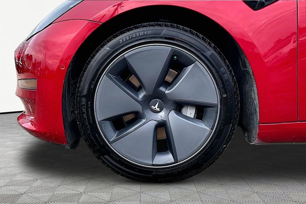 Used 2021 Tesla Model 3 Standard Range Plus RWD image 9