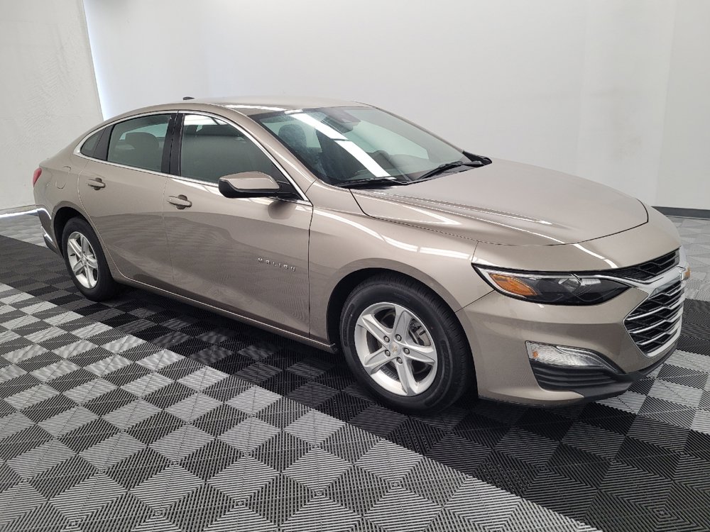 Used 2025 Chevrolet Malibu LS FWD image 11
