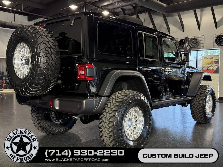 Used 2025 Jeep Wrangler Unlimited Rubicon 4xe w/ Safety Group AWD/4WD image 17