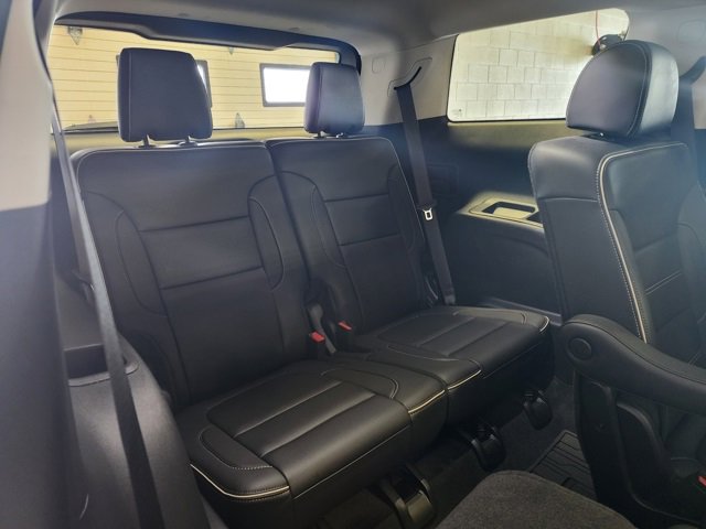 Certified 2023 GMC Acadia Denali w/ Denali Ultimate Package image 18
