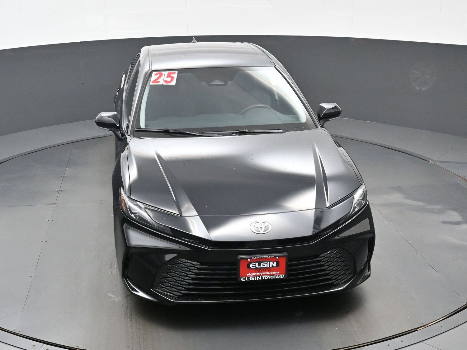 Used 2025 Toyota Camry LE FWD image 35