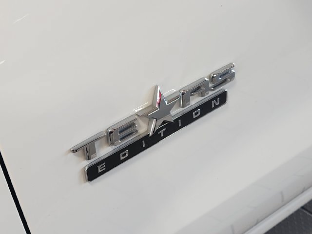 Used 2026 Chevrolet Silverado 1500 LT w/ Texas Edition Plus RWD image 10