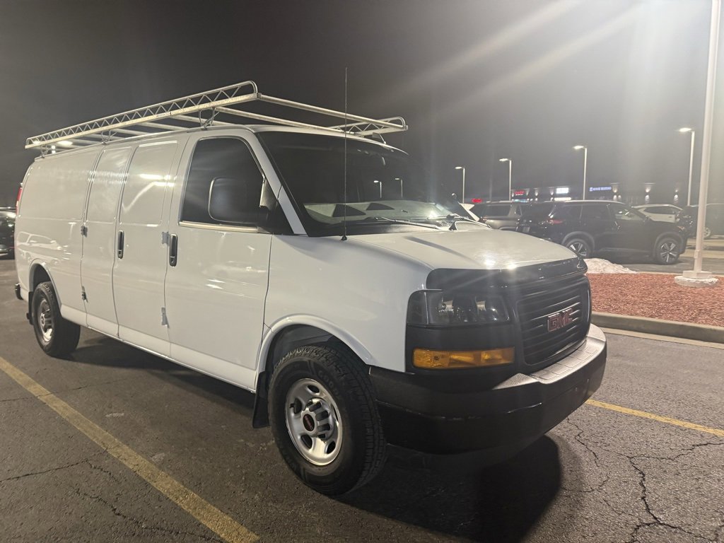 Used 2018 GMC Savana 3500 Extended w/ Driver Convenience Package image 29