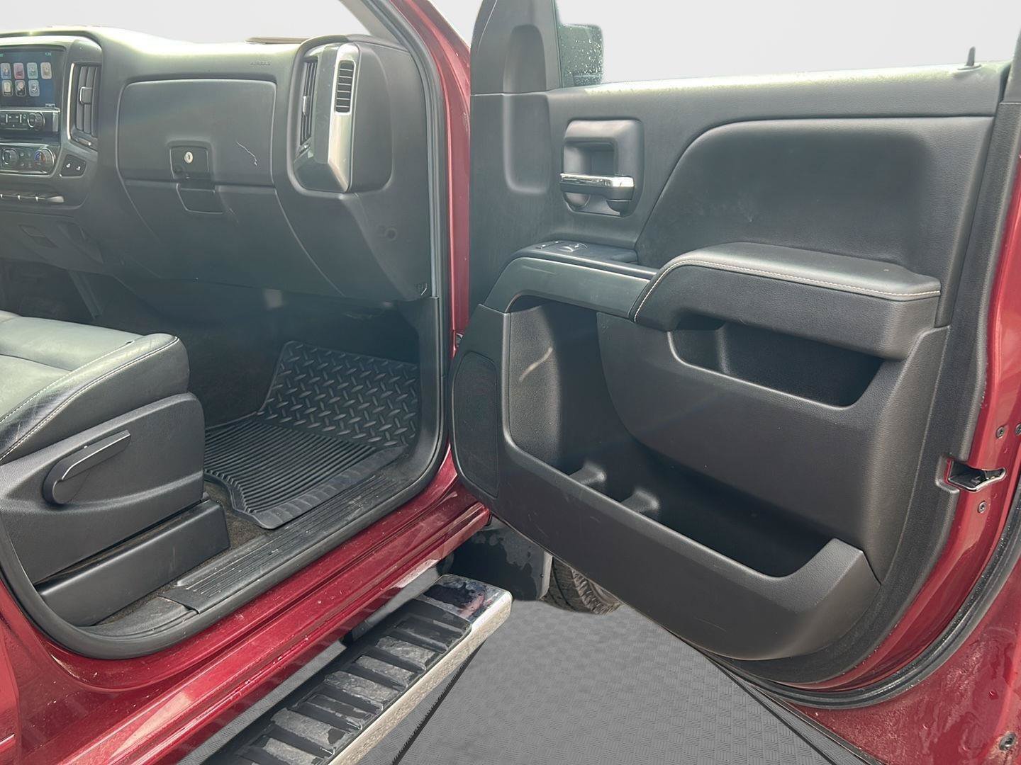 Used 2015 Chevrolet Silverado 2500 LT w/ LT Convenience Package AWD/4WD image 40