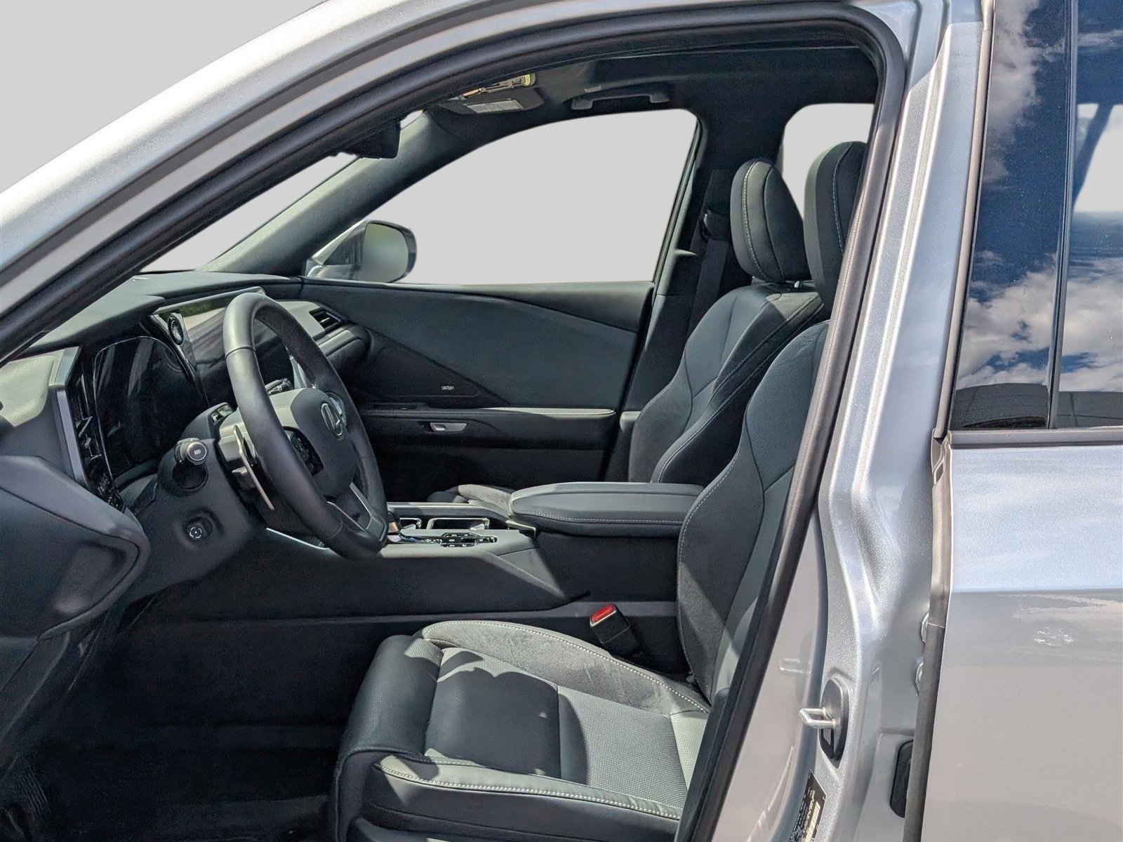 Used 2025 Lexus TX 350 AWD image 18