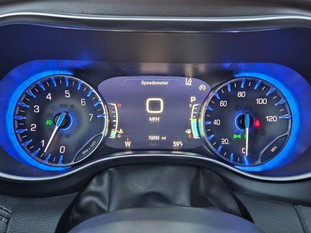 Used 2020 Chrysler Pacifica Limited w/ Advanced Safetytec Group image 10