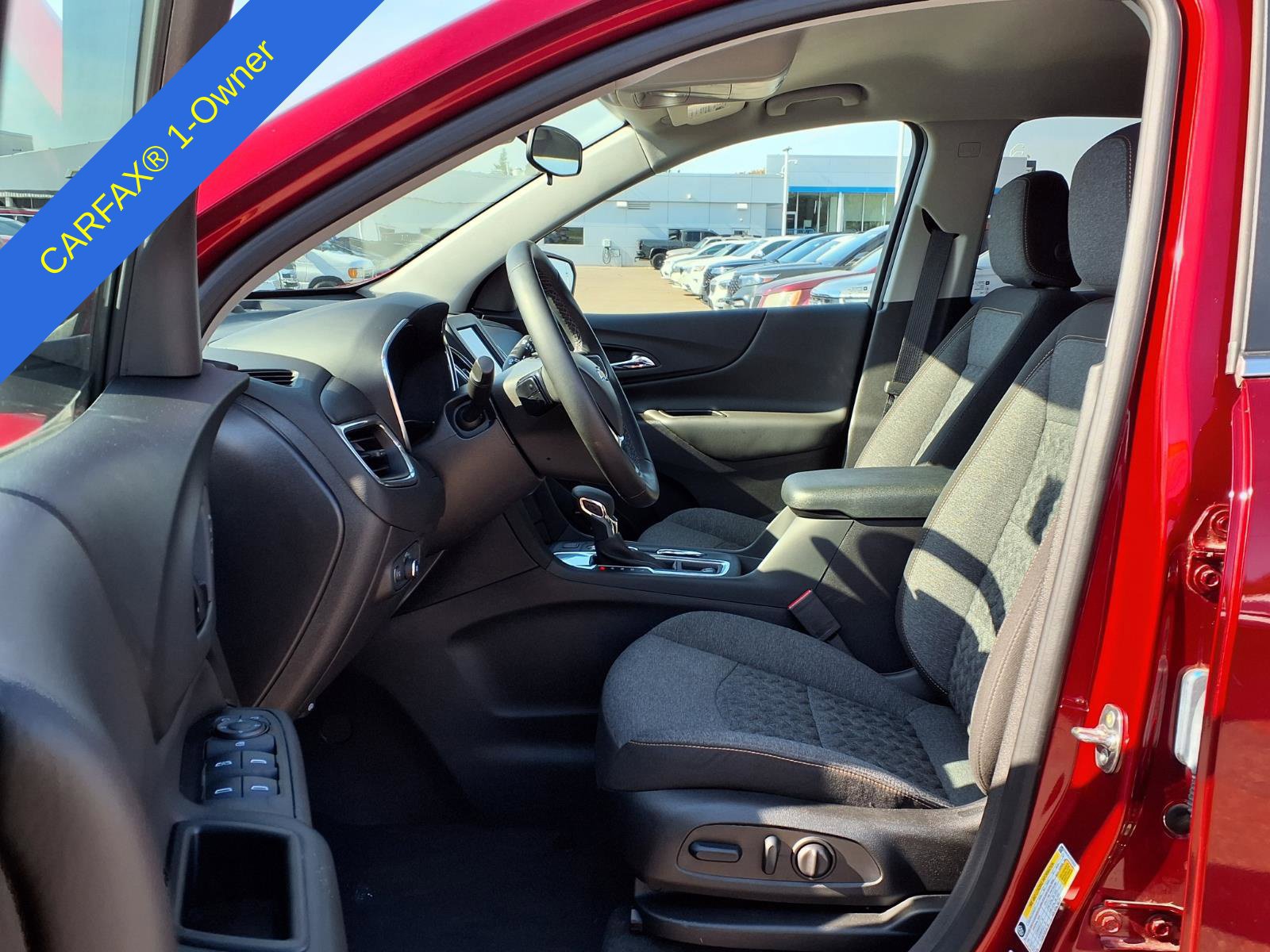 Used 2024 Chevrolet Equinox LT FWD image 18