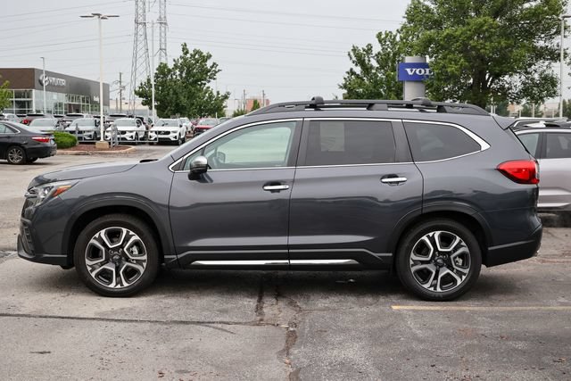 Used 2023 Subaru Ascent Touring AWD/4WD image 25