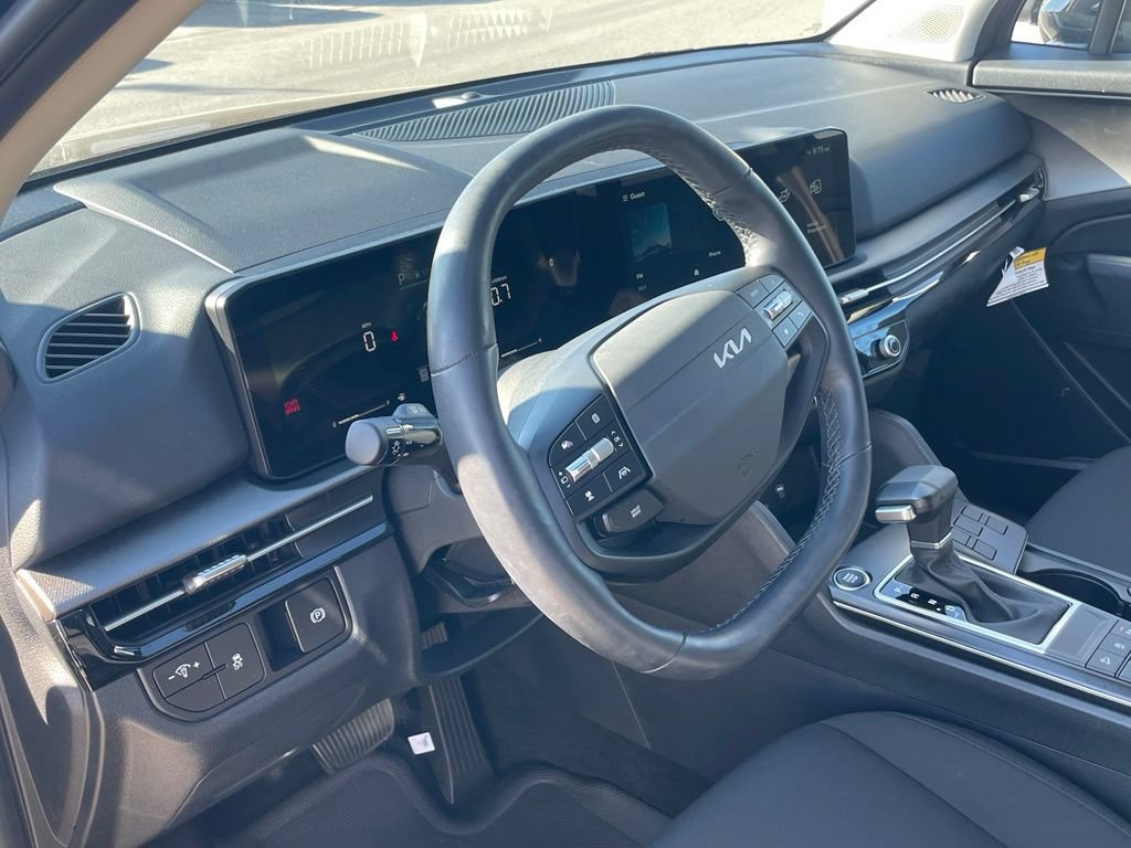 New 2026 Kia Sportage LX FWD image 9