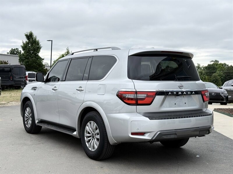 Used 2021 Nissan Armada SV AWD/4WD image 8