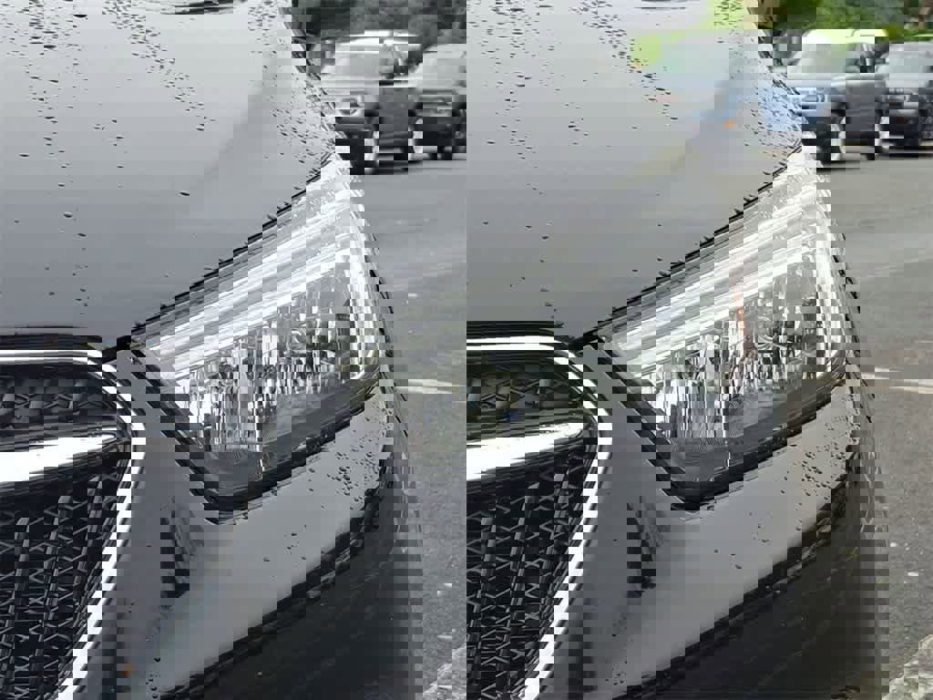 Used 2020 Buick Encore Preferred image 30