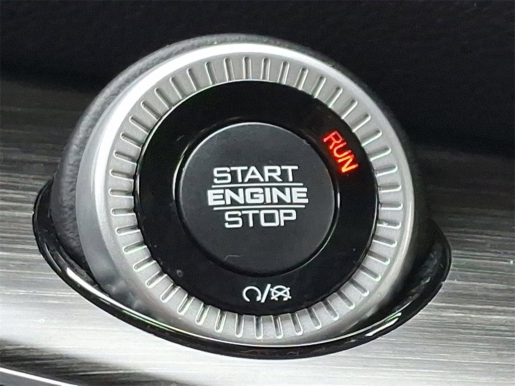 Used 2023 Jeep Wagoneer Series III w/ Preferred Equipment Group image 24