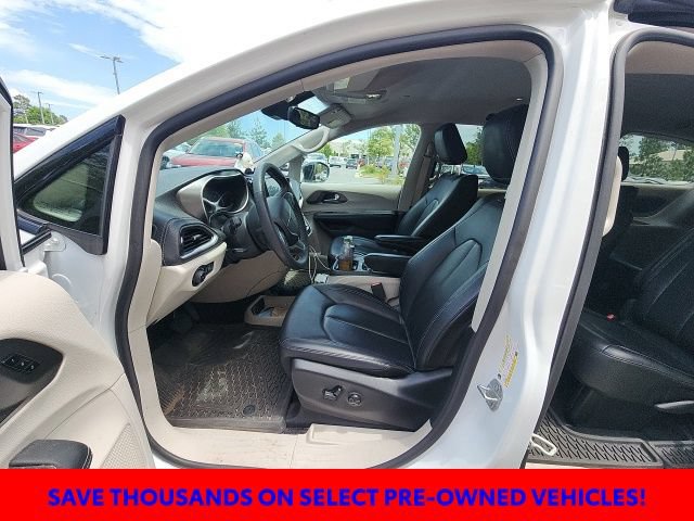 Used 2024 Chrysler Pacifica Touring-L w/ Road Tripper Package FWD image 27