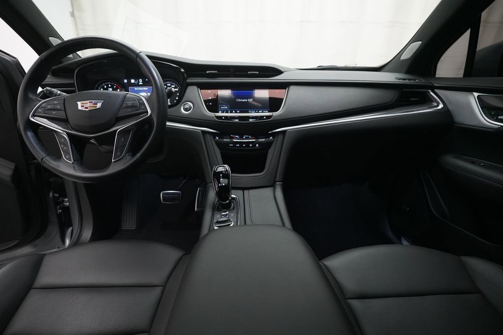 Used 2023 Cadillac XT5 Sportv w/ Technology Package image 5