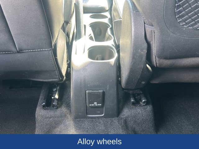 Used 2019 Chevrolet Trax LT w/ LT Convenience Package FWD image 25