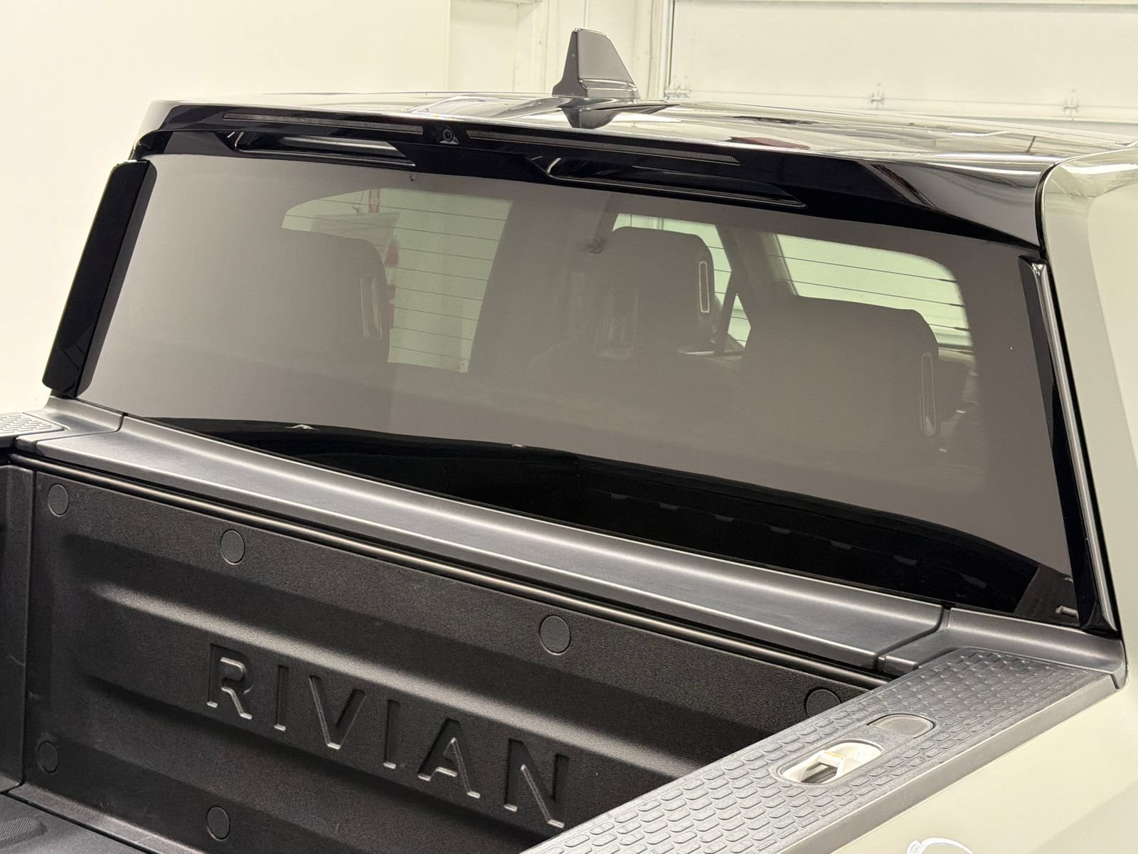 Used 2023 Rivian R1T Launch Edition AWD/4WD image 6