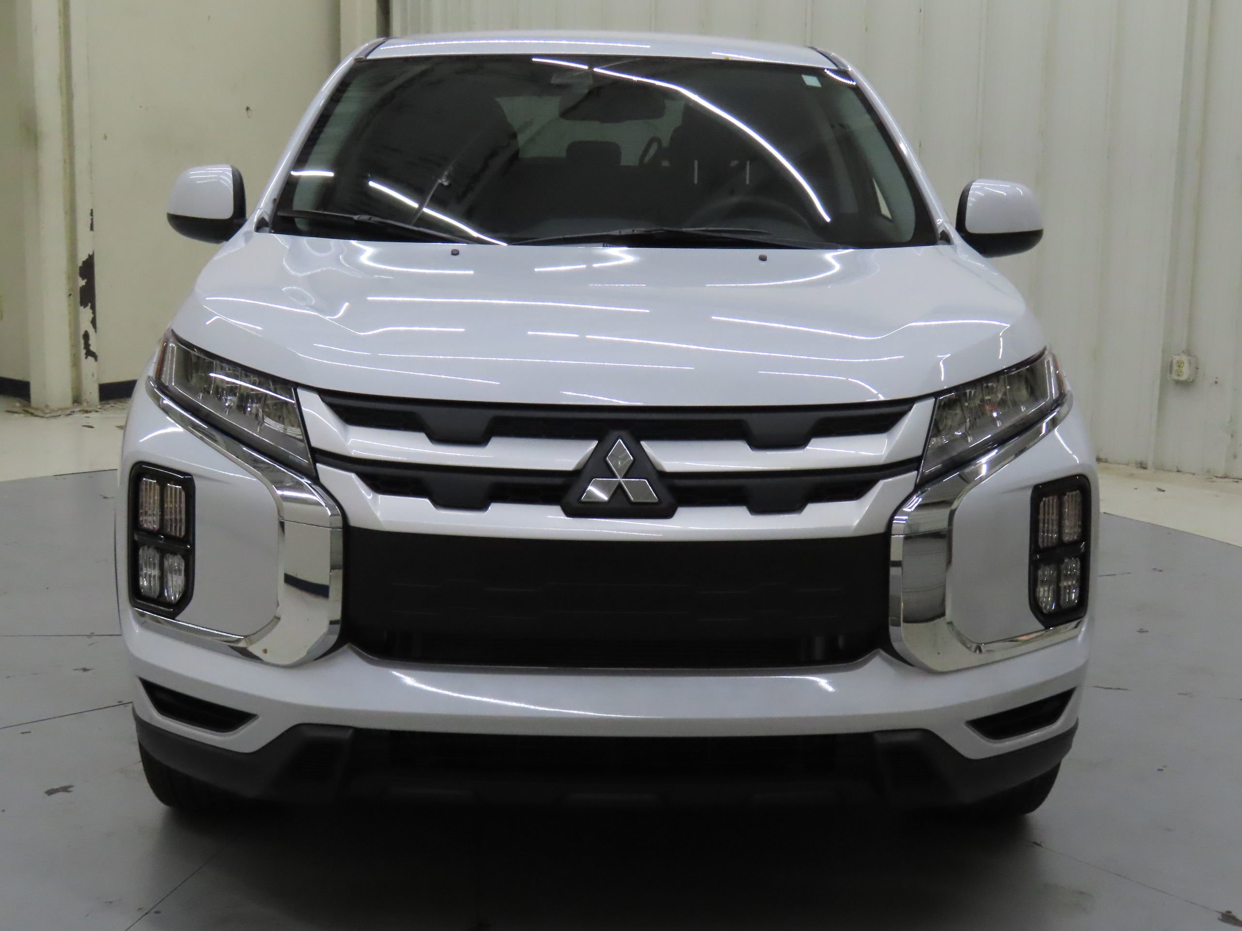 New 2025 Mitsubishi Outlander Sport ES image 8
