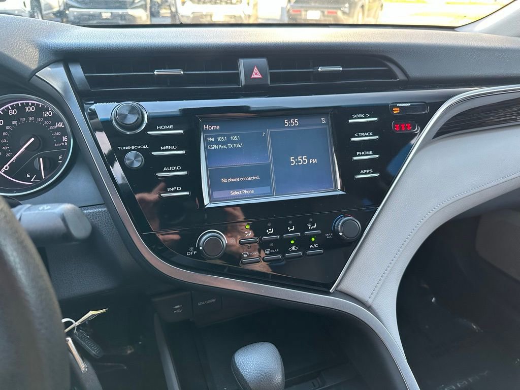 Used 2018 Toyota Camry L image 24