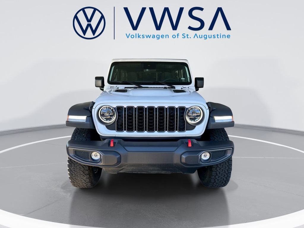 Used 2025 Jeep Wrangler Unlimited Rubicon AWD/4WD image 2