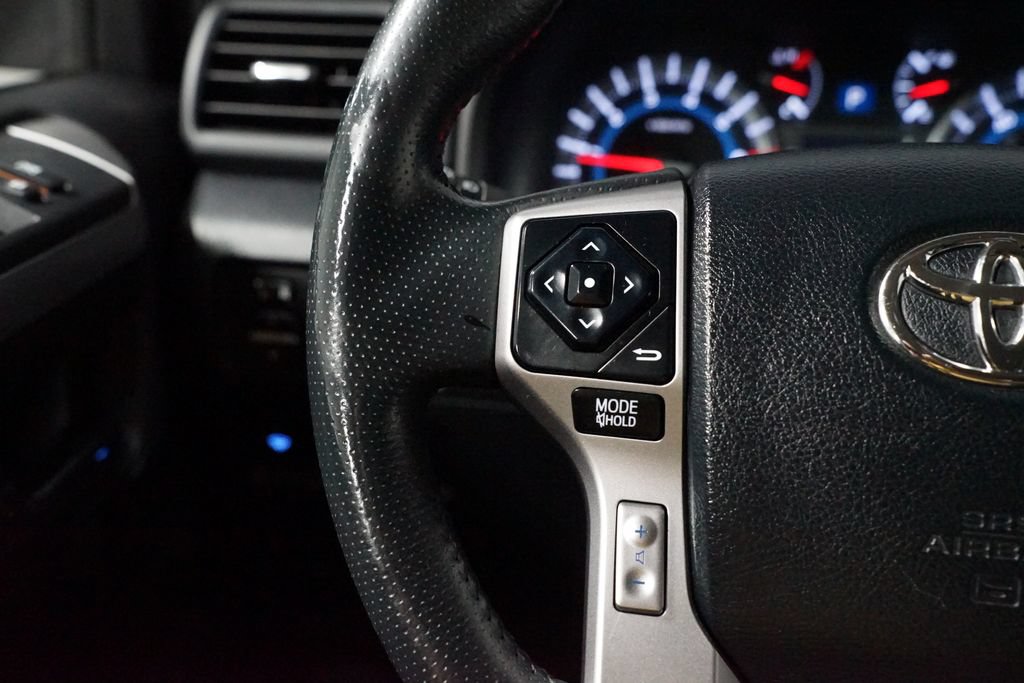 Certified 2017 Toyota 4Runner SR5 AWD/4WD image 15