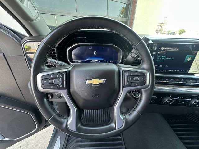 Used 2025 Chevrolet Silverado 1500 LT RWD image 14