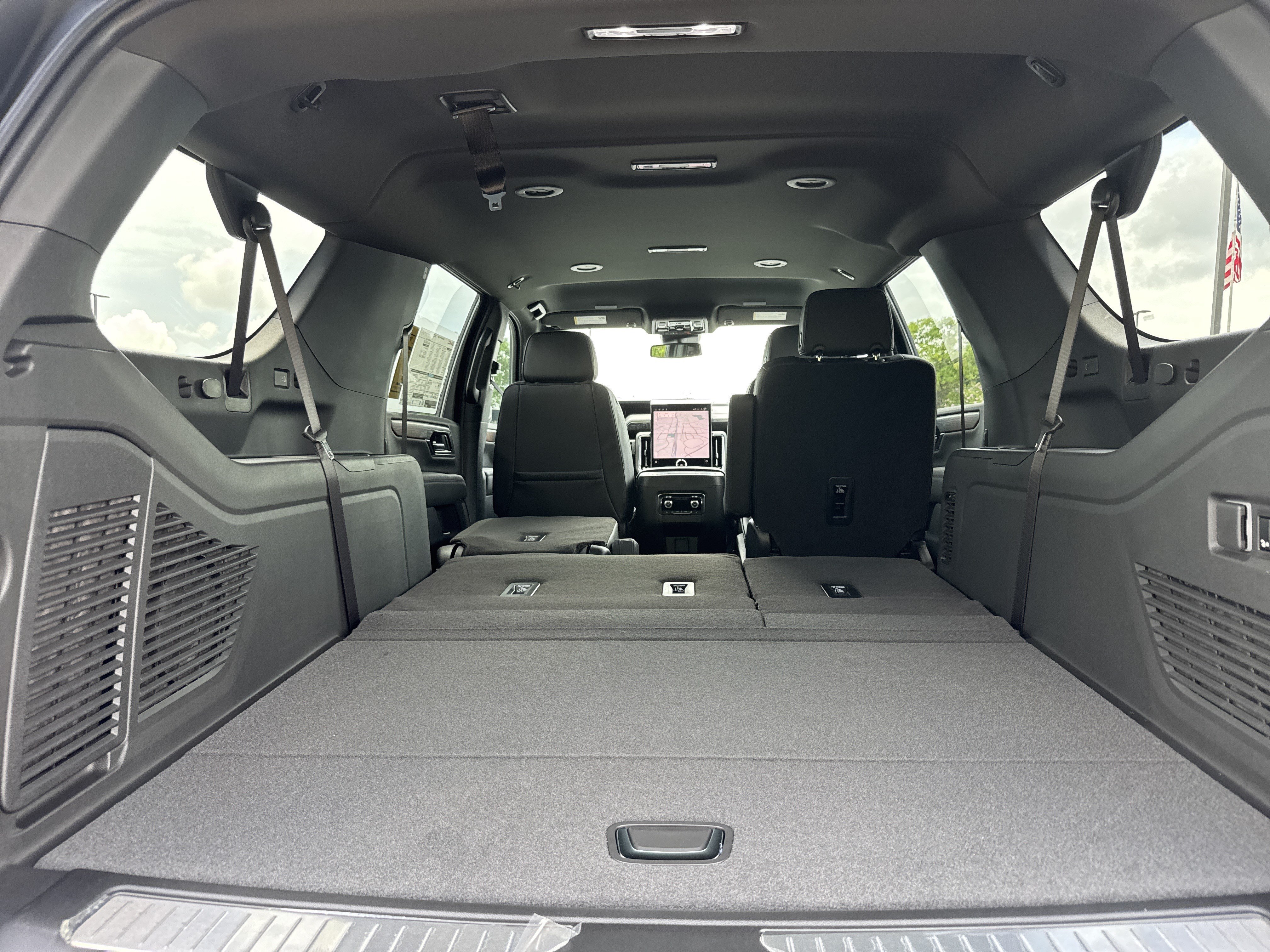 New 2026 GMC Yukon XL Denali AWD/4WD image 34