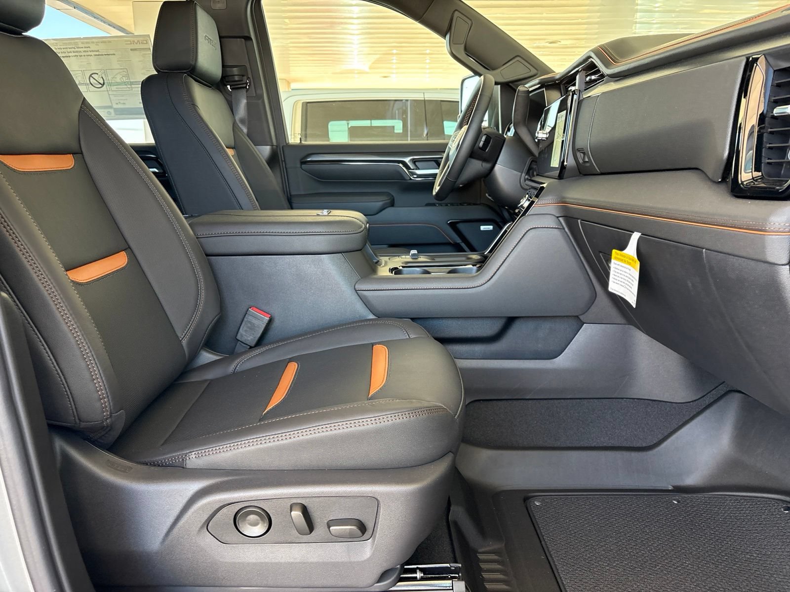 New 2026 GMC Sierra 2500 AT4 w/ AT4 Premium Plus Package AWD/4WD image 20