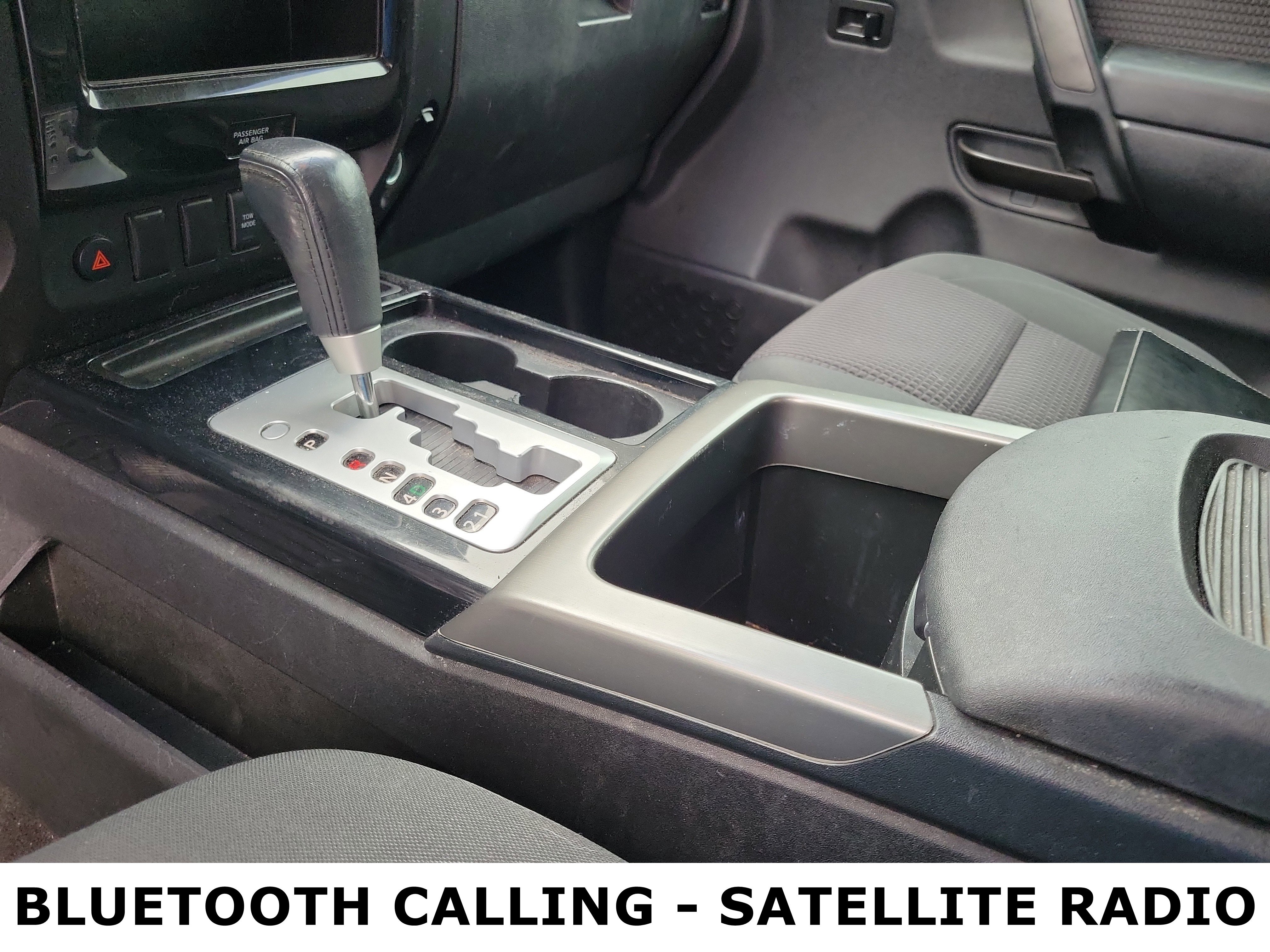 Used 2013 Nissan Titan SV w/ SV Value Truck Pkg image 30